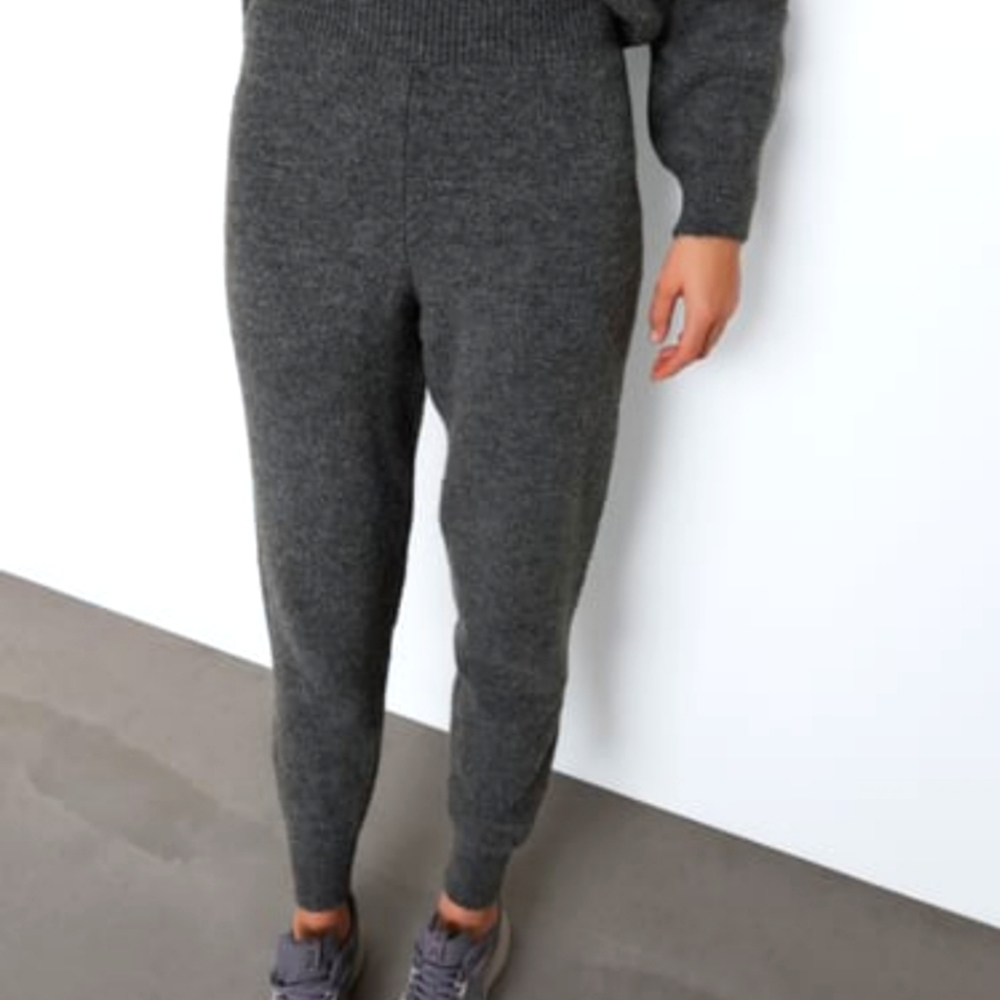 Zara high waist knit trousers size S brand new